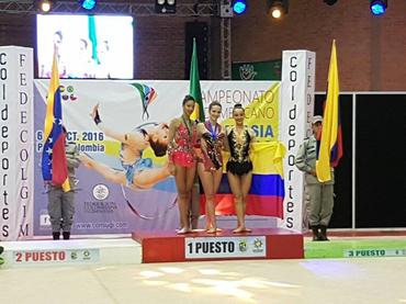 Natália Gaudio é pentacampeã sul-americana