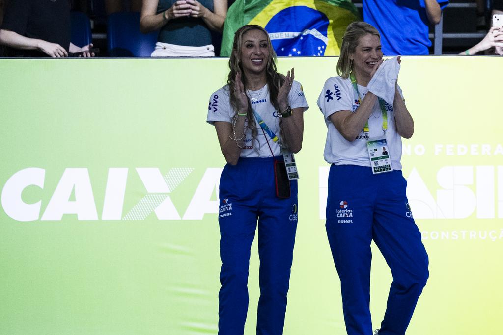Bruna Martins e Camila Ferezin