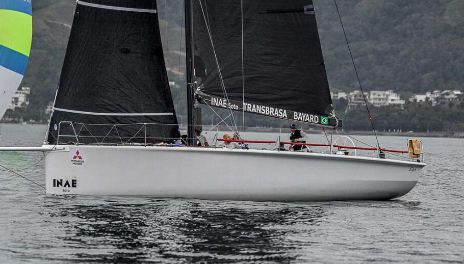Inaê Soto na disputa da classe ORC em Ilhabela