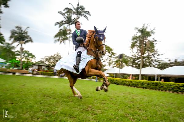 A dupla campeã José Roberto Reynoso e Azrael W