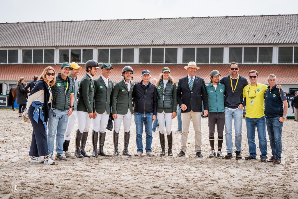 O Time Brasil a postos no CSIO5* de La Baule 2025