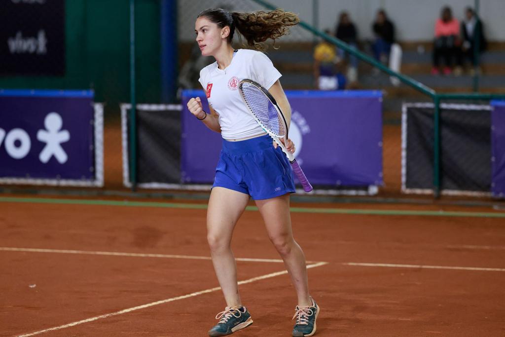 Giovana Schincariol, finalista nos 18F