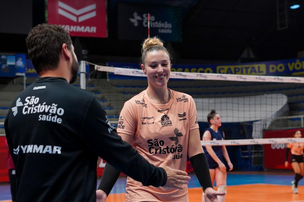 A ponteira Maiara Basso
